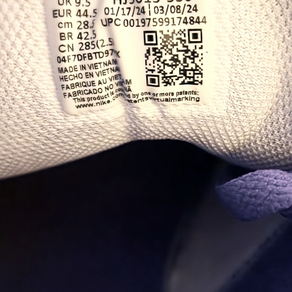 Air Jordan Low 1 - Like New - Picture 4 of 5